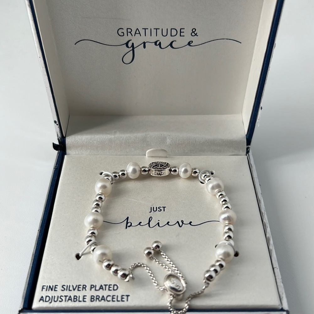 Gratitude & Grace Pearl Charm Bracelet